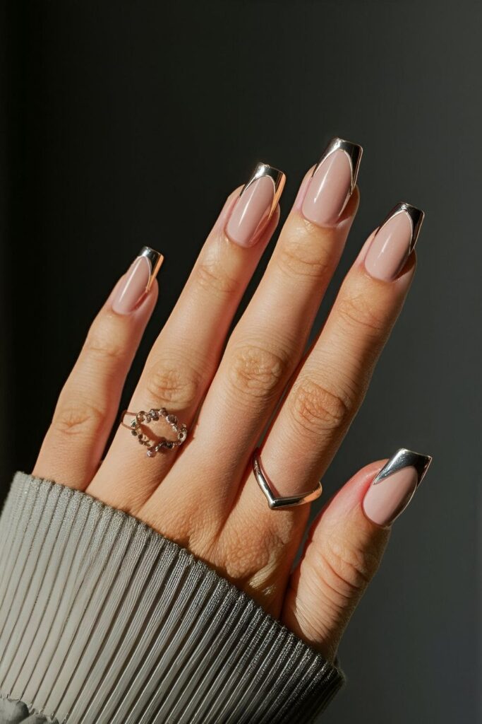 Solid color nails with metallic gold, silver, and rose gold edges adding a glamorous and luxurious finish